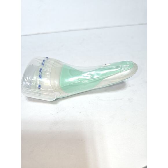 NEW Schick Razors for Women 1 Razor & 1 Intuition Sealed - Picture 4 of 5